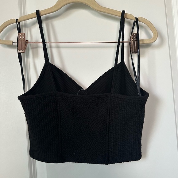 Forever 21 NWT knit crop top size small - Picture 4 of 4